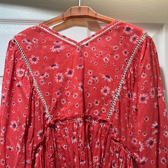 Free People Red blouse. - Picture 8 of 11